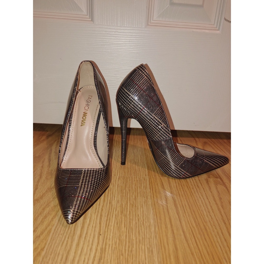 Beautiful Fashion Nova heels❤️